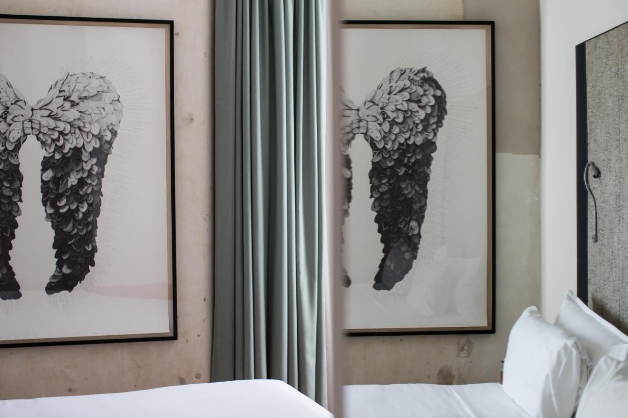 The Old Clare By Ode Hotels Sydney Exterior foto Artwork by artist, photographer and designer, Mark Rothko